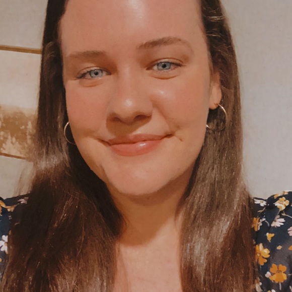 Meet your Posher, Michaela - Picture 1 of 1